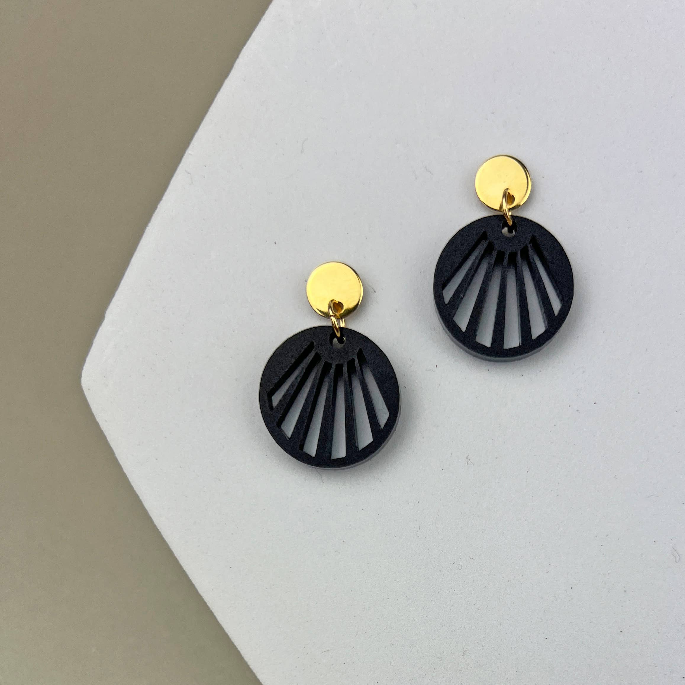 Mingled RADIANCE | Minimalist Gold and Black Dangle Earrings